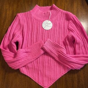 NWT CLoud Ten Knit V-hem sweater in S